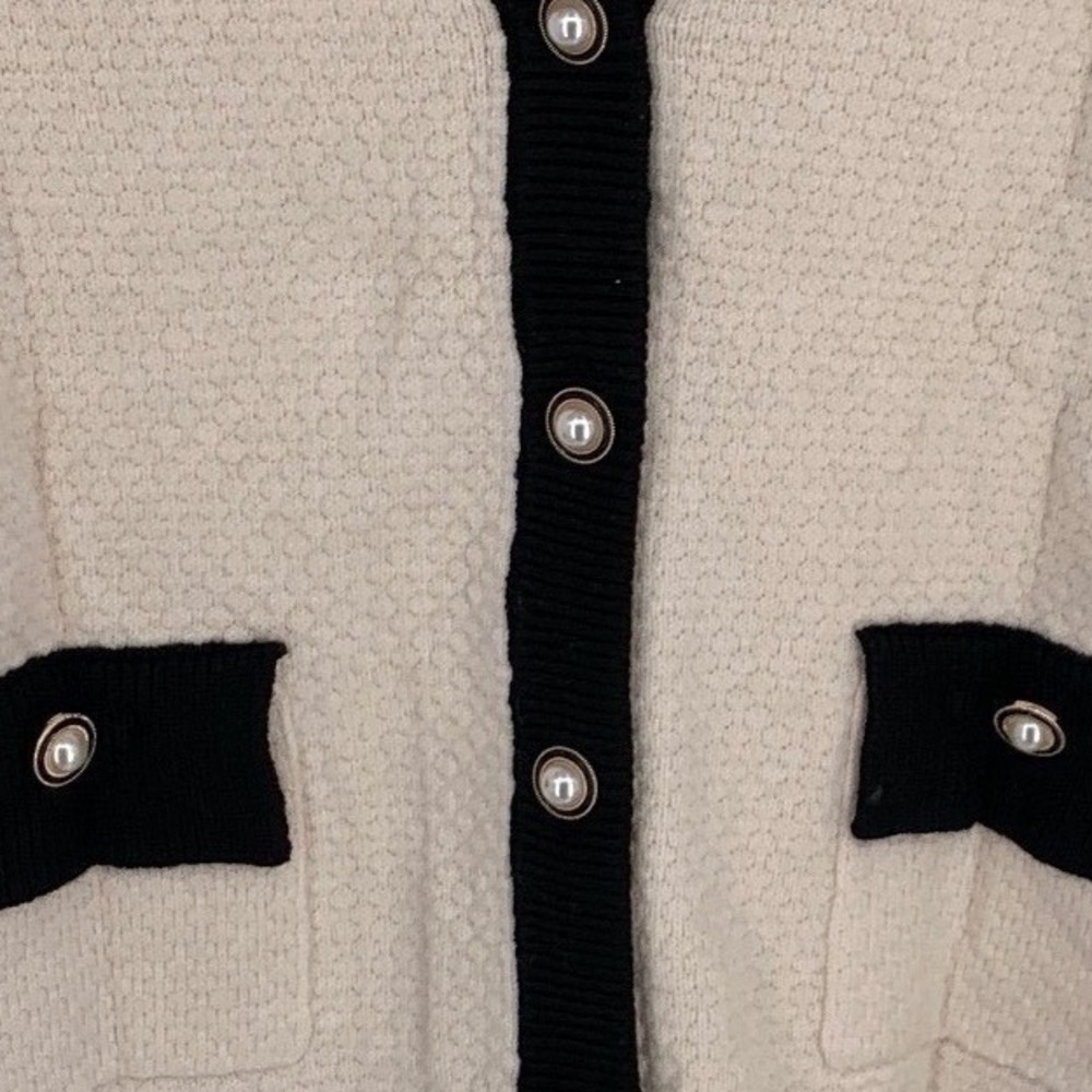 Boutique Women Cream Black Contrast Trim Pearl Button Cardigan Sweater Medium - Picture 3 of 8
